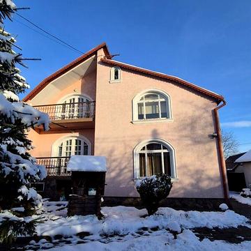 Продаж 8к Дім Пасічна вулиця