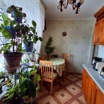 Продам 3-комн.кв.ул.Днепровские пороги.