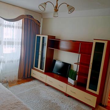 Кловський узвіз, 24