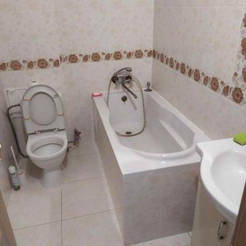 Левада, 1к в новому будинку. часткові меблі.