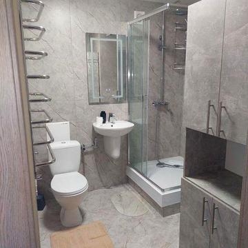 3 кімнатна  квартира в центрі міста