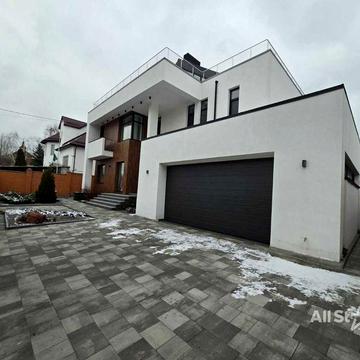 Оренда 8к будинки в Києві, Печерський р-н, Ольшанська вул. Без комісії