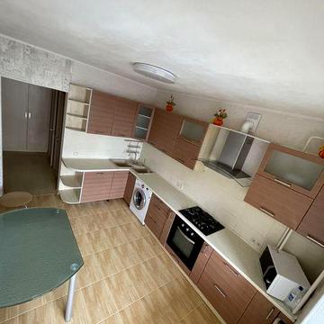 Продам квартиру 2-х комнатная Заболотного 66 я хозяин !