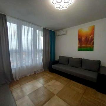 Петропавлівська вул., 40