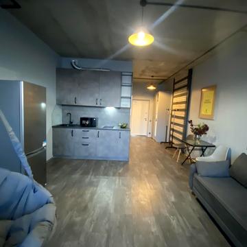 Центральна вул., 21-Б