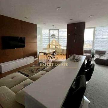 Продам 4-х кімнатну квартиру в ЖК МИР, р-н Бот Саду, Центр