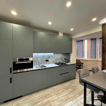 Сдаётся современная 2-х комн.квартира , ЖК Александровский 1 !