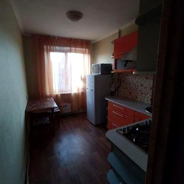 Продам 2 комнатную квартиру на Победе.