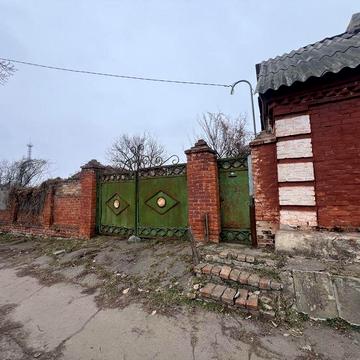 Продам будинок в місті Олександрія (центр)