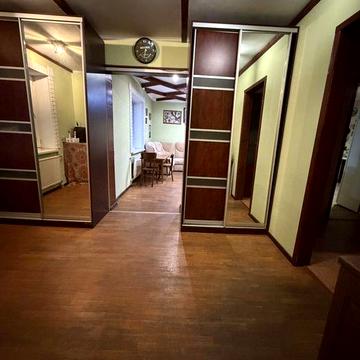 Сдам 2-х поверховий будинок