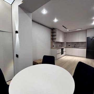 Перша здача 1-о кімнатна в новобудові!