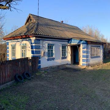 Будинок жилий 15 км від найближчого міста