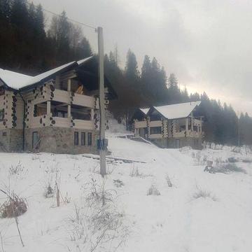 Продам будинок в Карпатах Микуличин