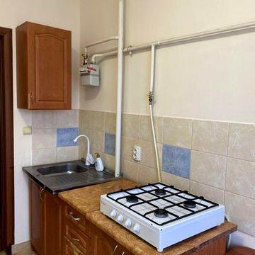 Здається однокімнатна квартира Росвигово.