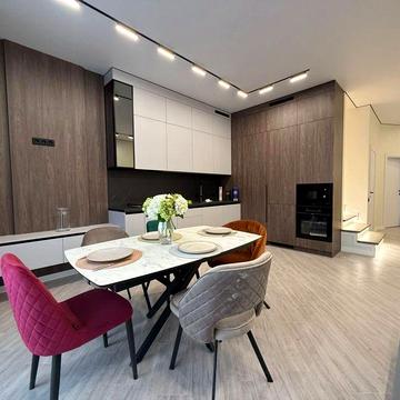 Продам Таунхаус 3 спальні +кухня вітальня, ніхто не проживав