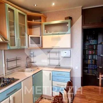 Продам 3 комКВ с мебелью и техникой, метро Киевская ул. Матюшенко Рост