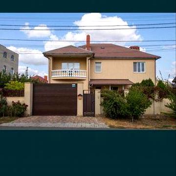 Аналогов нет.Продам дом с басейном и чаном Фонтанка от хозяина