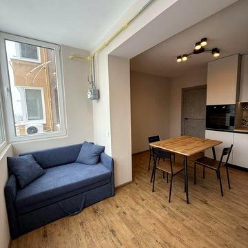 Новинка ! 1 кім. квартира на оренду Соборна 285 е