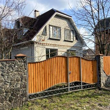 Продам цегляний будинк. Газове опалення+камін.