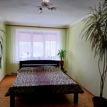 2 кім. квартира в райьоні технікума