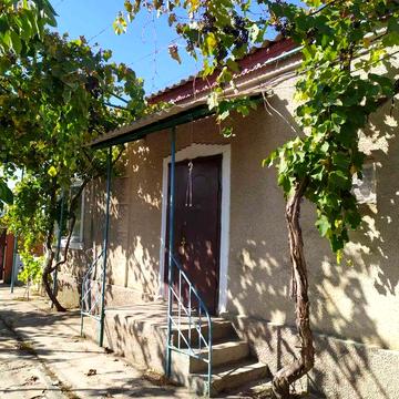 Продам дом Знаменка Одесской обл.Участок 19 соток