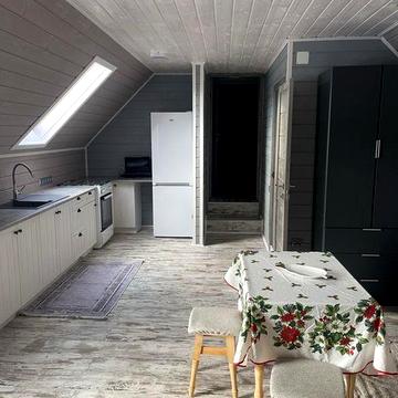 Здам квартиру на другому поверсі будинку Гореничі