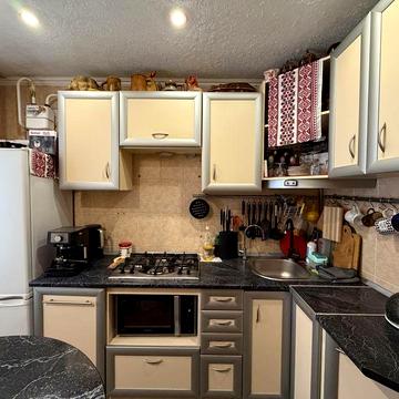 Продаж 2-к квартири на Авраменко