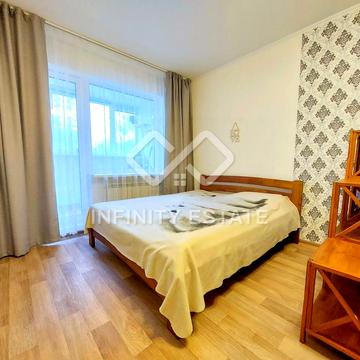 Степана Олійника вул., 11