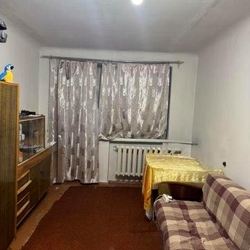 Продається 1 кімнатна квартира на Короленко.