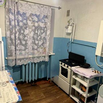 Продається 1 кімнатна квартира на Короленко.