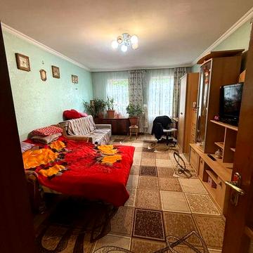 Продається частина будиночку по вулиці Прутській