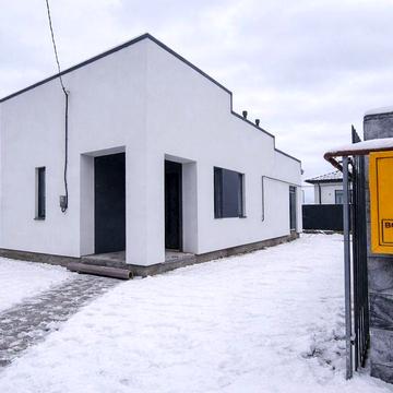 Будинок в стилі хай тек Перемичка