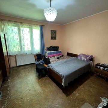 Продам 3-х кімнатну квартиру