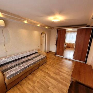 Довгострокова оренда 1к Квартира Хмельницького Богдана проспект