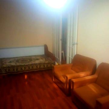 Здаю 1к/квартиру 1 поверх з ГАЗ Колонкою,є  балкон  Корабельном рн