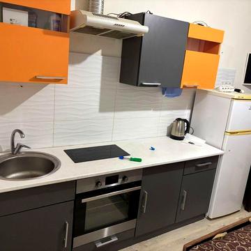 Продам студийную квартиру на Боровского