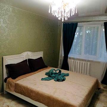 Власник Світло не вимикають.Продам квартиру в центрі з новим ремонтом.