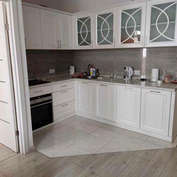 Сдам евротрешку с ремонтом Таирова