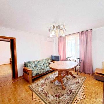 Роздільна простора 3к, м Дарниця, Г.Тороповського 37, можна з котом