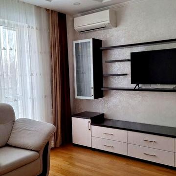 Оренда 2к квартири ЖК Кришталеві Джерела, вул.Метрологічна 11б