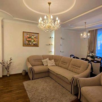 3 кімнатна квартира вул. І.Франка