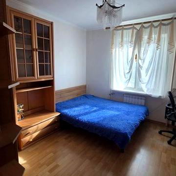 Здам 2к квартиру по вул. Ревуцького