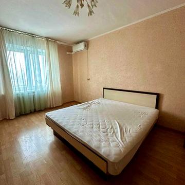 Драгоманова 1Г, 2к квартири, Невисокий поверх, озеро Сонячне, Позняки