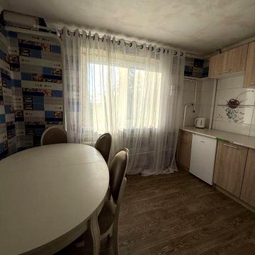 Сдам 2к кв ремонт мебель техника