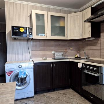 Голосіївський просп. (40-річчя Жовтня), 19