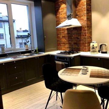 Оренда 1,5 кімнатної квартири  Центр міста