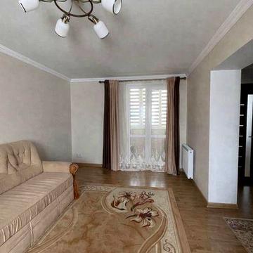 Продаю 3 кімнатну квартиру.