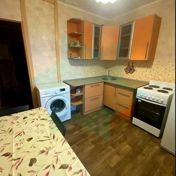 Довгострокова оренда 1к Квартира Сонячна Набережна (Малиновського Маршала) вулиця