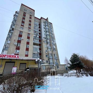 Продам однокімнатну квартиру,район цем. Посьолку!