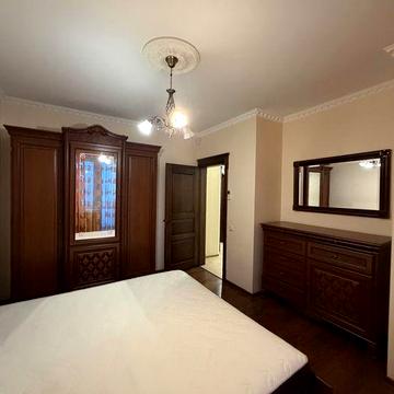 Здається в довгострокову оренду 2-кімнатна квартира в районі Глобуса